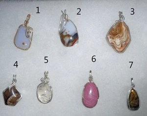 Colgante de piedra natural envuelto en alambre artesanal ELIGE UNO jaspes y ágatas - Imagen 1 de 11