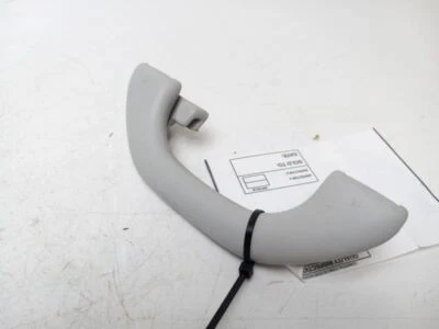 Manija de agarre de techo trasero Volkswagen Passat 2006-2010 57558 Foto 1 de 4