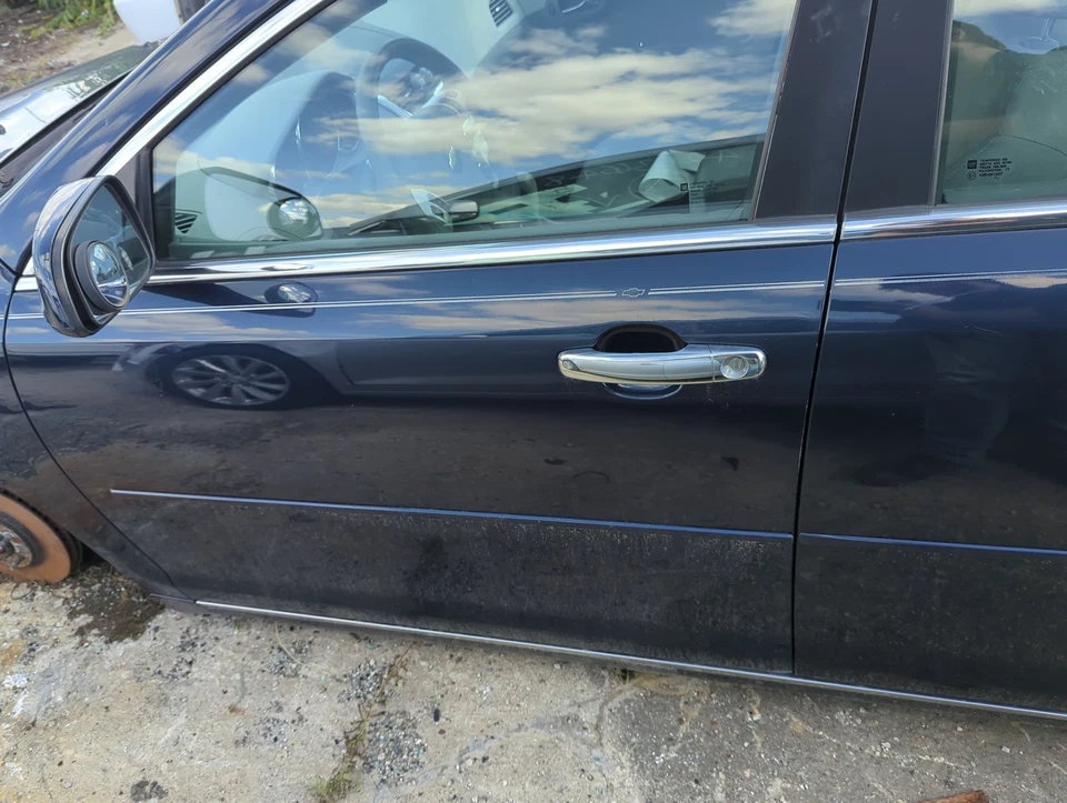 2008-2012 Chevrolet Malibu Driver Front Door Oem Q28S7 - Imagem 1 de 1