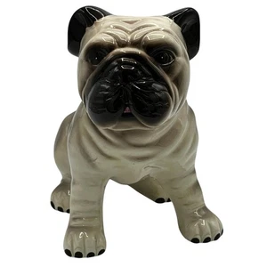 Estatuilla grande de cerámica de 8" Pug perro sentado estatua escultura - Imagen 1 de 12