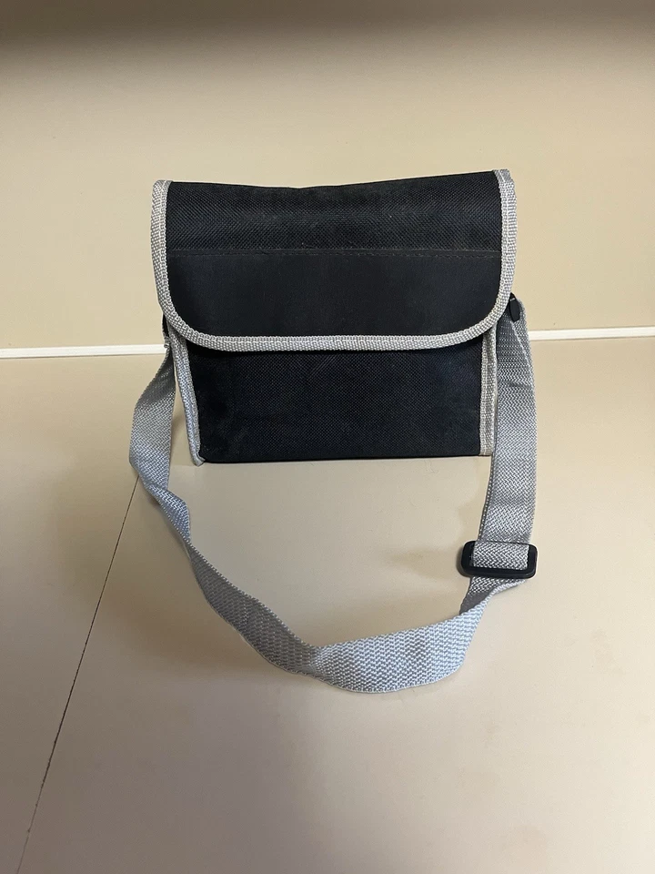 Carson 7x35 Binoculars with Case and Strap Excellent Condition - Image 1 of 4