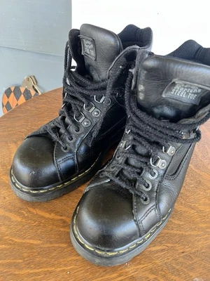 Botas Dr. Martin punta de acero talla 8 para hombre Foto 1 de 4