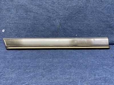 Buick Riviera 1989 90 91 92 1993 guardabarros trasero derecho moldura delantera tira de frotamiento #2 Foto 1 de 4