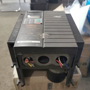 One Used inverter For FUJI 7.5KW 220V FRN7.5G11S-2 Free Shipping - Picture 1 of 5