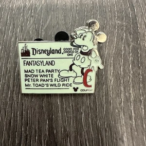 Disneyland Mickey Mouse C Ticket Fantasyland Pin Sammlerstück  - Bild 1 von 6