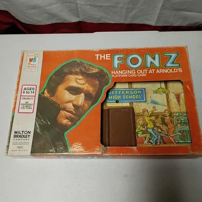 VTG The Fonz Hanging Out At Arnold's Board Game MB 100%Complete Happy Days 1976 - Image 1 of 4