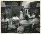1963 Press Photo Inmates Receive Lessons, Goree State Prison, Huntsville, Texas