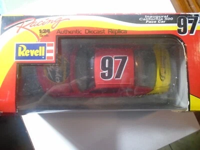 Revell Racing 1/24 Replica Diecast Autentica #97 Inaugurale California 500 - Immagine 1 di 4