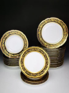 BERNARDAUD "Vendôme" Bleu - 12 Assiettes de table - Limoges or - Picture 1 of 13