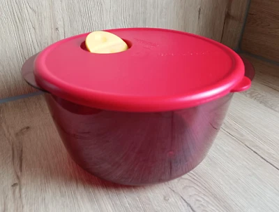 Tupperware Warm Up Behälter / Micro Fix / Mikrowellen Dose 2,0 Liter in rot  - Bild 1 von 4