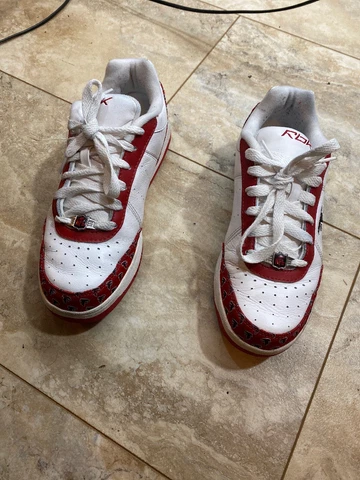 Atlanta Falcons Reebok Shoes Mens Sizes 8 NFL Sneakers Nfl Shoes Fast Shipping Cover