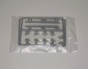 TRUMPETER F/A-18F SUPER HORNET 03205 ⭐PARTS⭐ SPRUE WEx2-AIM-9X'S 1/32 - Picture 1 of 2