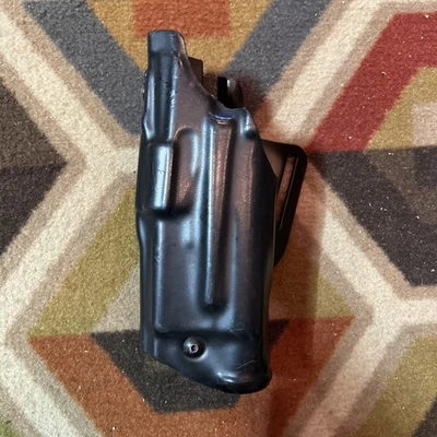 Safariland 6395 ALS Level  1 Holster for Glock 17 19 22 with M3 Light - Image 1 of 4