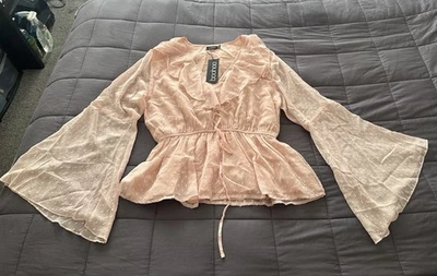 Boohoo Blush Ruffled Bell Sleeve Blouse Size 16 Brand New with Tags - Image 1 of 3