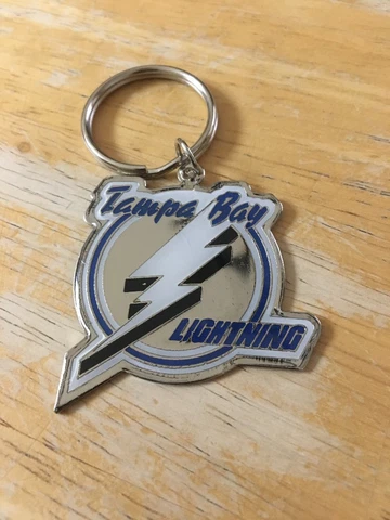 Tampa Bay Lightning Hockey Logo Metal Keychain NHL Cover