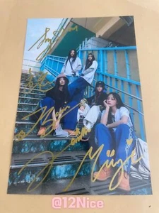 New Jeans Newjeans Hand Signed Photo Autographed K-Pop Collection 4*6 #12Nice - Picture 1 of 1