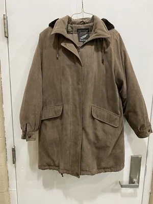 Bromley Sport Coat Women’s Down/Feather Filled Quilted-Inside Oversized Sz M - Image 1 of 4