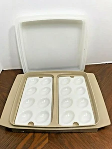 Vintage 4 Stück Tupperware Teufel Eierhalter Mandelbasis #723 - Bild 1 von 5