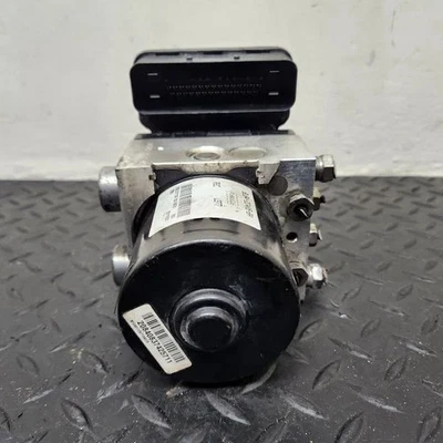 2009-2010 Dodge Charger Chrysler 300 ABS Anti-Lock Brake Pump Module Assembly - Image 1 of 4