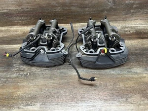 2018 18 Harley Softail Heritage Classic 114 Cylinder Heads Head Front Rear - Picture 1 of 18