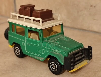 MAJORETTE Toyota Land Cruiser scala 1/35 - Immagine 1 di 4