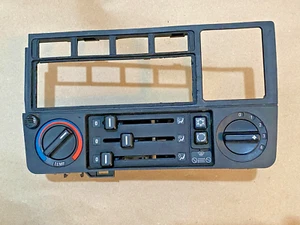 BMW E30 1985-1991 318 325 M3 Climate control unit + trim READ - Picture 1 of 3