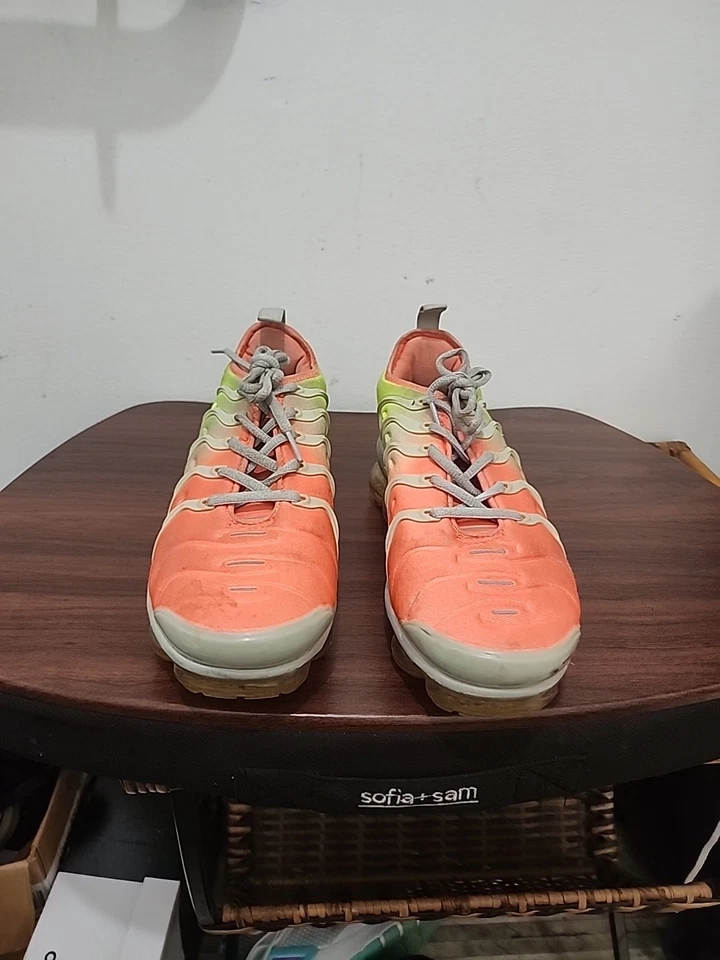 Size 8.5 - RARE Nike Air Vapormax Plus Reverse Sunset Orange Volt AO4550-003 - Image 1 of 4