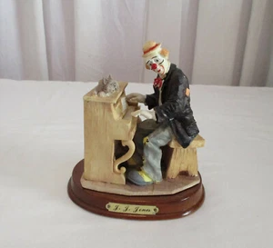 Porcelain Night Pianist CLOWN J. J. JONES ( Worlds Greatest Clown) - Picture 1 of 3