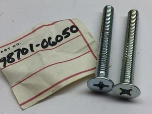 QTY 2 NEW OEM YAMAHA WR200 WR250 WR500 FLAT HEAD SCREW 98701-06050-00 - Picture 1 of 1