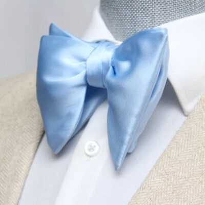 Pajarita para hombre azul hielo 100 % seda mariposa grande hecha a mano boda formal Foto 1 de 4