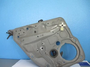 Alzavetro posteriore sinistro VW GOLF 4- 1J4839755E -03-2003 (FHP13) - Foto 1 di 4