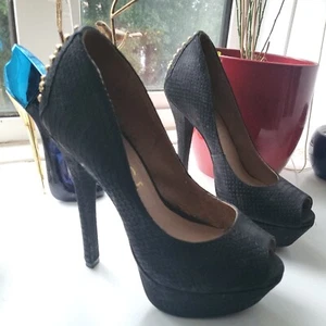 ❤️ Sexy OFFICE Black Gold Studs Peep Toe Platform Stiletto High Heels UK6 EU39 - Picture 1 of 21