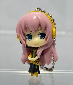 Figura Llavero SEGA 2014 Vocaloid Hatsune Miku Project DIVA Megurine Luka 1.5" - Imagen 1 de 9