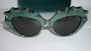 GUCCI Nuevas Gafas de Sol Cateye Verde Negro Gris GG0781S 002 52 18 145 - Imagen 1 de 11
