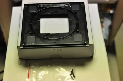 Sinar large format 551.53.030 revolving adapter plate with mounting screws. - Image 1 of 4