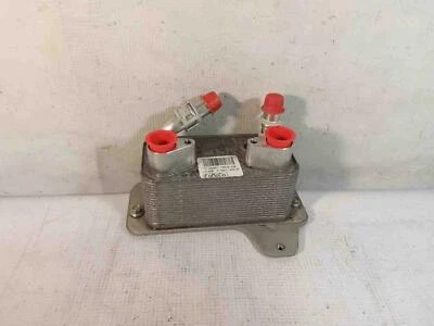Enfriador de aceite de transmisión auxiliar Lincoln Continental 17 OEM gd9p7869eb Foto 1 de 4