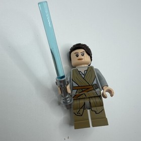 Lego Star Wars Minifigure Rey - Dark Tan Tied Robe Lightsaber 75099 (v4)!