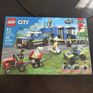 LEGO CITY: Police Mobile Command Truck (60315) - Picture 1 of 6