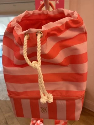 BRAND NEW RELEASE Victoria's Secret Beach Cooler backpack summer 2025, nwt$59.95 - Изображение 1 из 4
