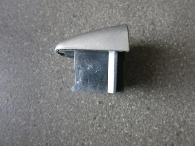 Концевая крышка ручки задней двери Peugeot 2008 MK1 (2013-19) Spirit Grey KCL - Изображение 1 из 4