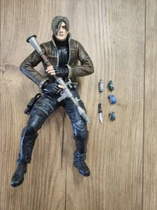 Resident Evil 4 Leon Kennedy Neca Action Figure - Picture 1 of 3