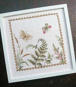 Flutterby~Mojo Stitches - Picture 1 of 1