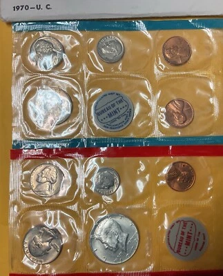 1970  United States Mint Set in OGP SAN FRANCISCO & DENVER MINT  (Large Date) - Image 1 of 4