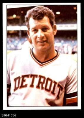 1975 SSPC #354 Mickey Lolich Tigers 8 - NM/MT - Image 1 of 2