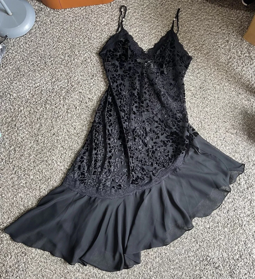 Y2K 90s Style Flocked Velvet Floral Whimsigoth Midi Slip Dress Black M V-neck - Image 1 of 4