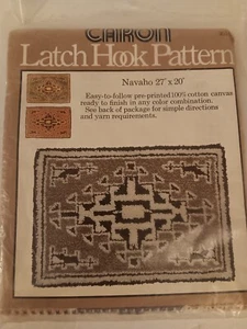 Caron 3016 Latch Hook Patern Navaho "Navajo" Rug Pattern Vintage 1977 Canvas - Picture 1 of 9