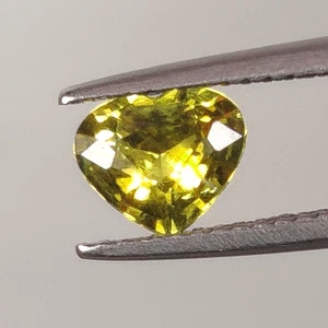Crisoberillo Giallo Lucentezza Naturale 0,87 Ct Taglio Cuore Perfetto - Foto 1 di 2