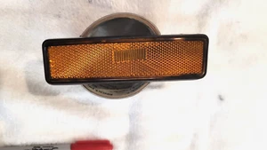 89-91 SUZUKI SIDEKICK GEO TRACKER RIGHT RH FRONT CORNER LIGHT MARKER 0558614 R - Picture 1 of 8