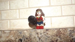 LEGO Wonder Woman DC Super Heroes Dawn of Justice Minifigure from 76087 76046 - Picture 1 of 9