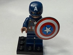 LEGO Captain America Helmet Shield Reddish Brown Hands We Combine Shipping! - Picture 1 of 6